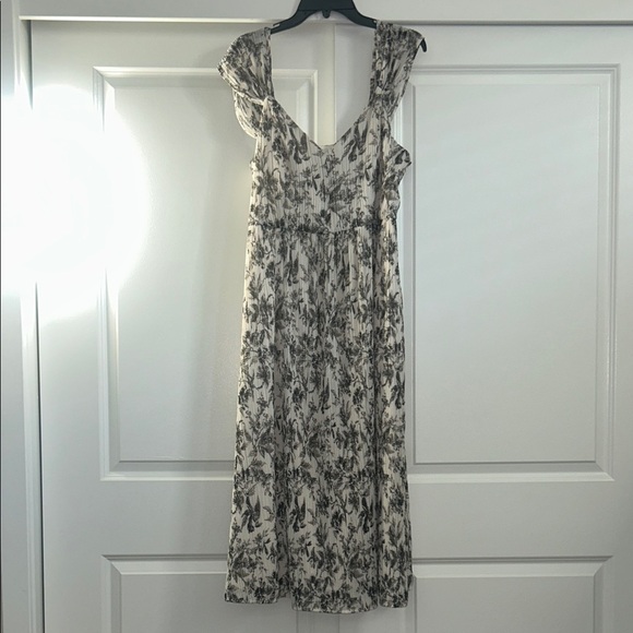 Express Dresses & Skirts - Express Black and White cold shoulder Floral Maxi Dress